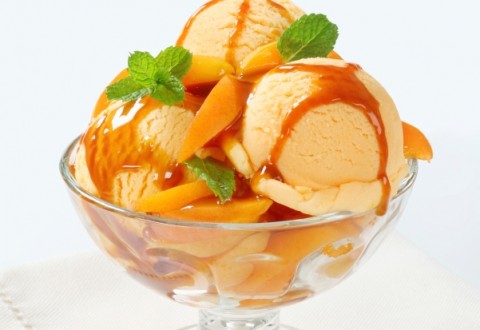 Lori Anne's Fresh Peach Ice Cream